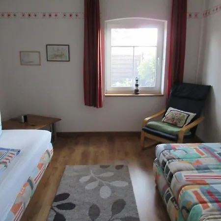 Gemutliches Ferienhaus In Mit Terrasse Und Grill *